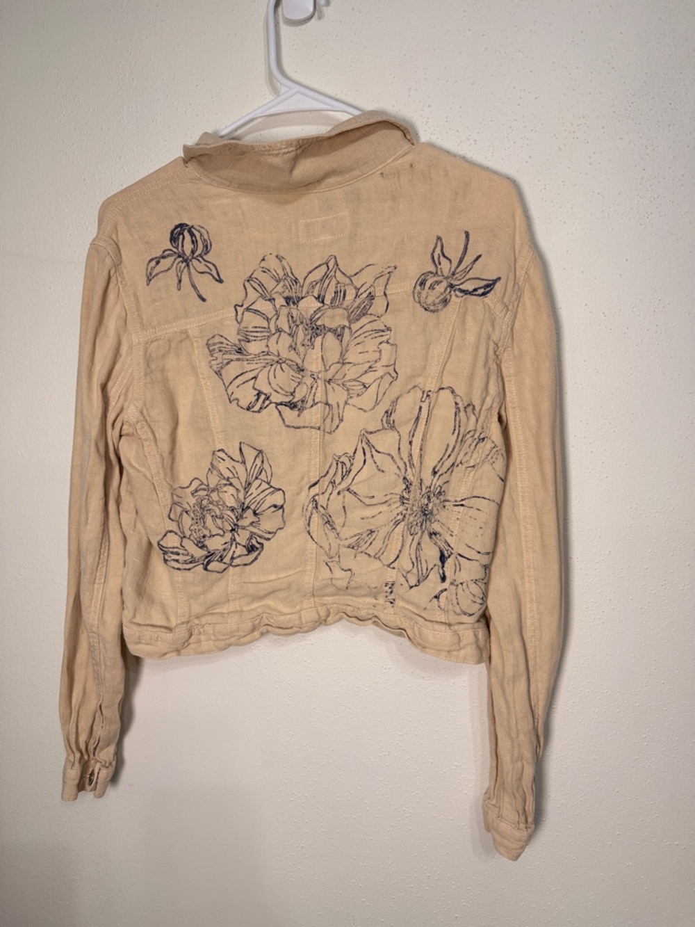 Women's Beige Cropped Button Up- Lightweight Casual Style